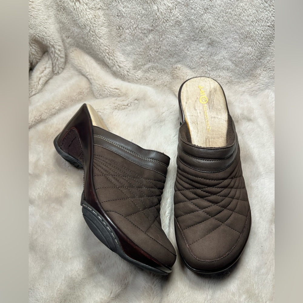 J-41 Rome Brown Wedge Heel Slip On Clogs 9 M Comfort Casual Shoe
